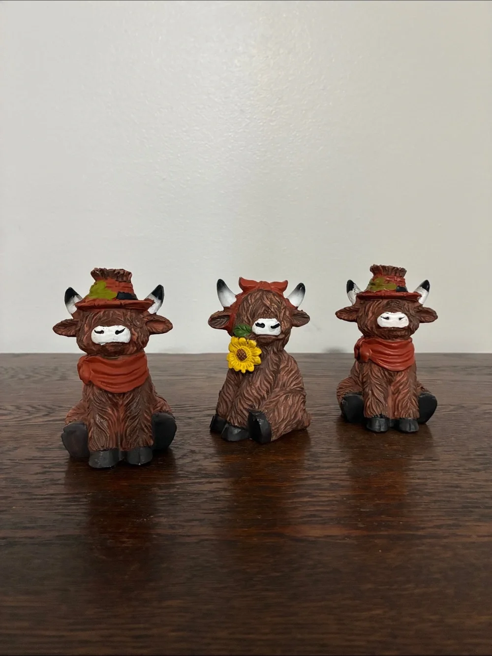 NWT- Set of 3- Fall Harvest- The rHighland Cow Figurines